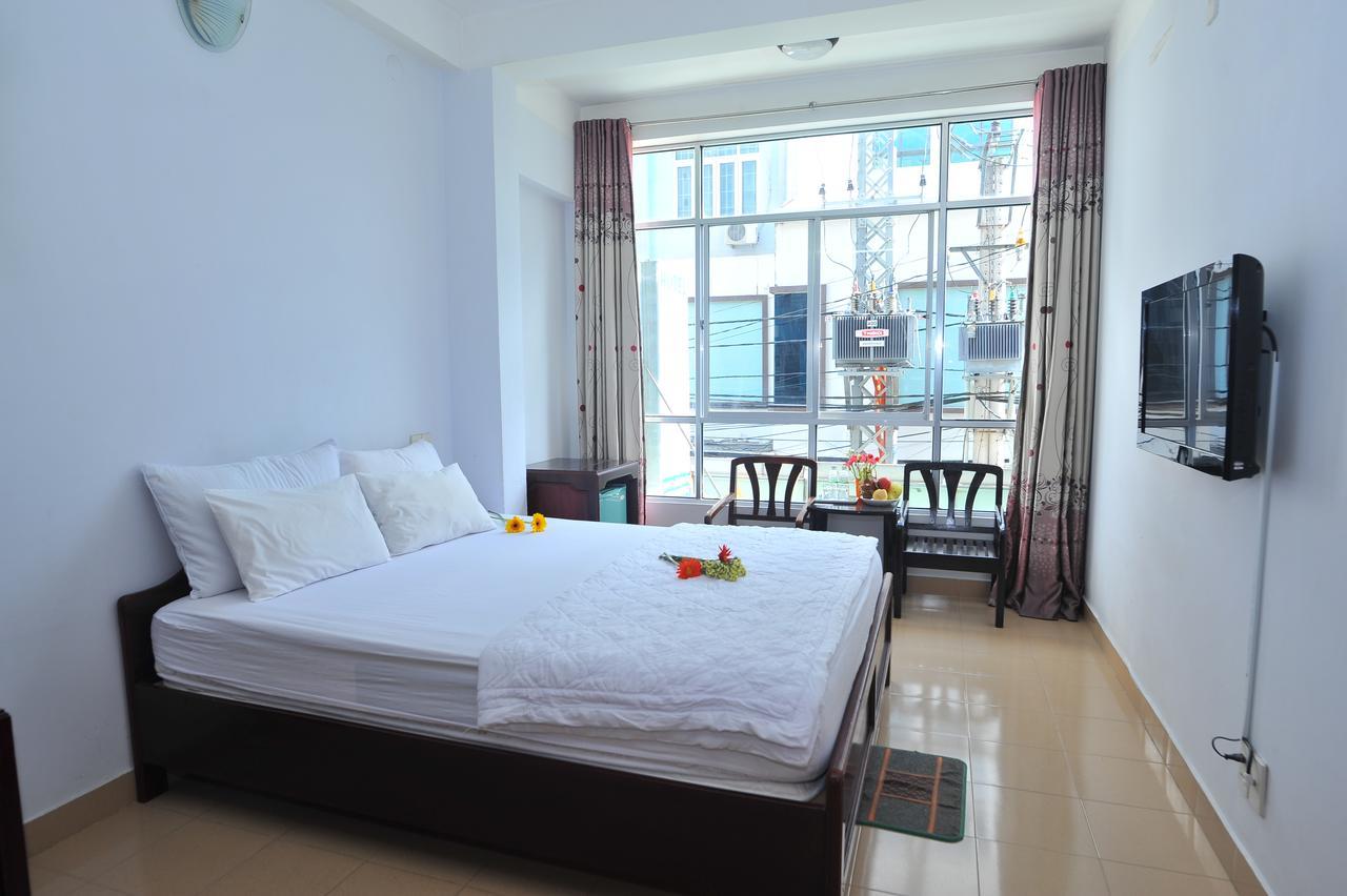 Ngan Pho Hotel Nha Trang Zewnętrze zdjęcie